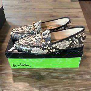 Sam Edelman flat